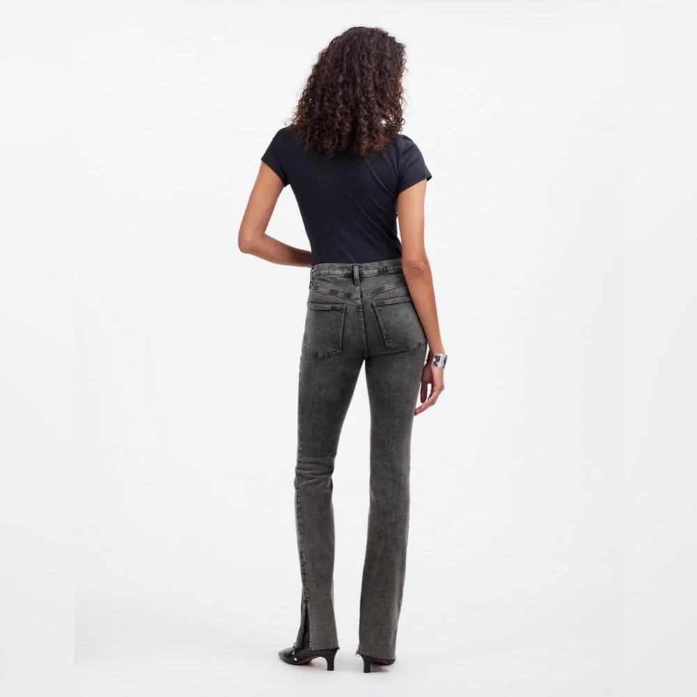 EUC Madewell Kick Out Full-Length Jeans 25 - small tear back